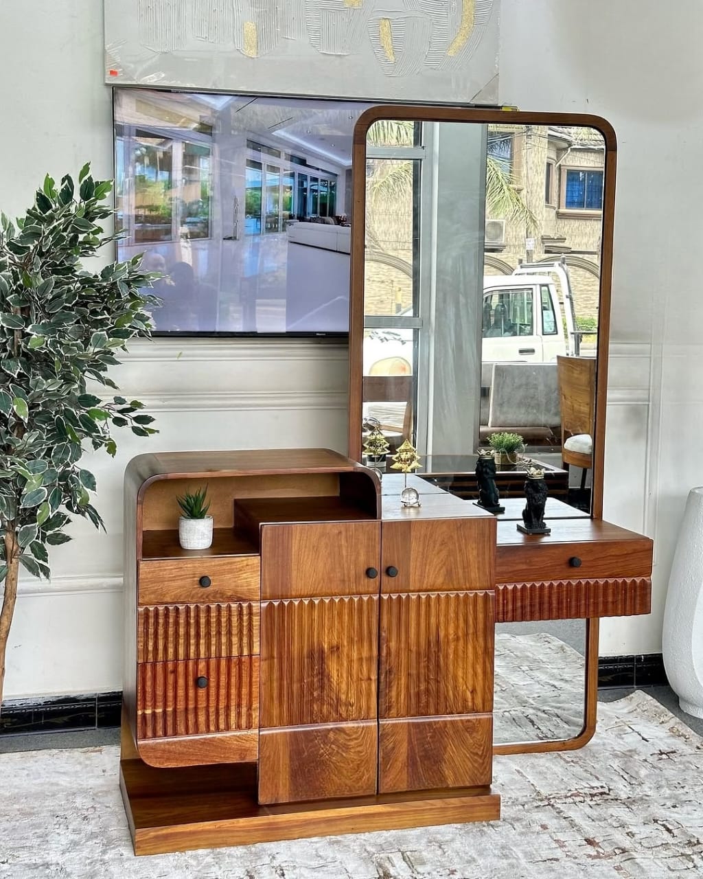 Dressing Table